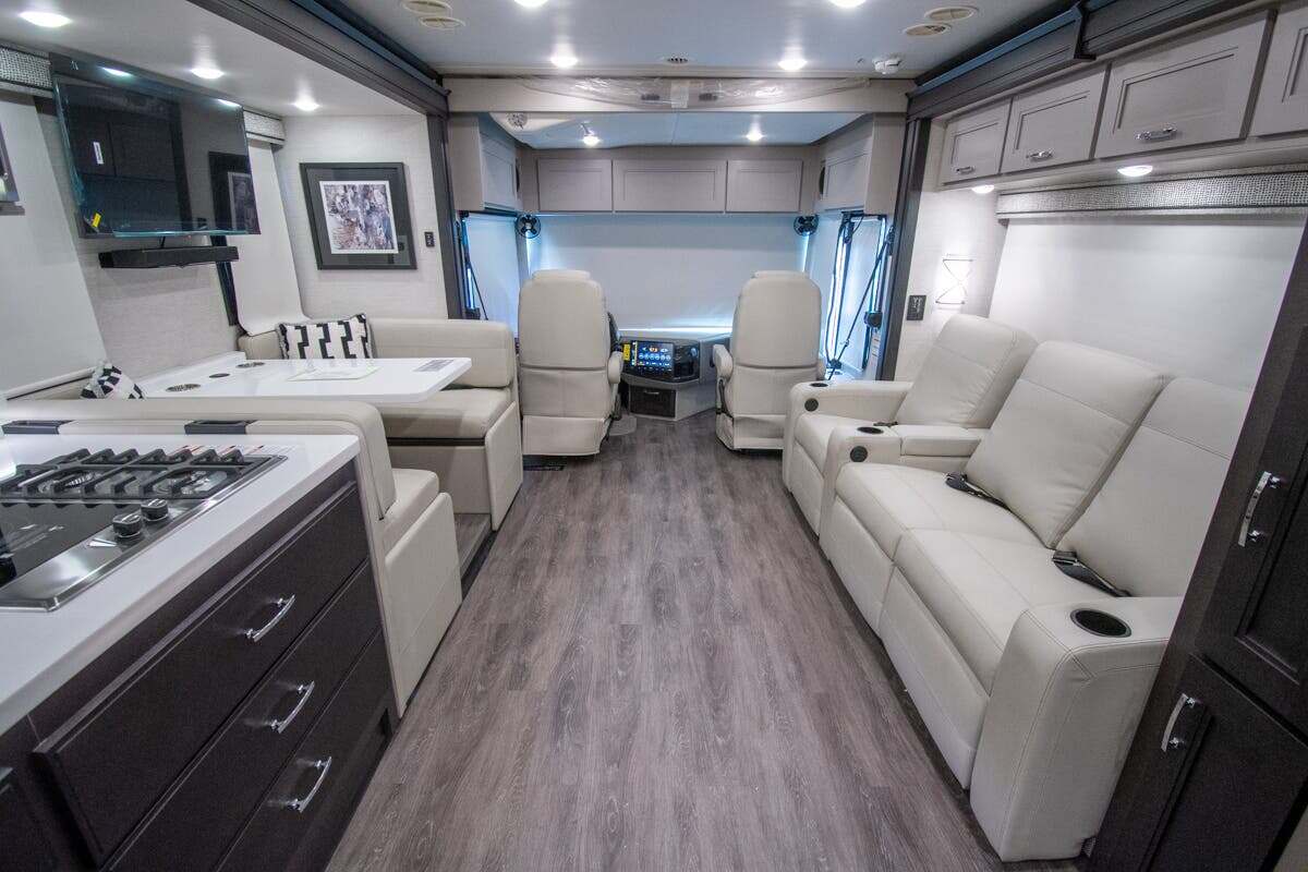 2026 Thor Motor Coach Riviera 39BH in alvarado TX