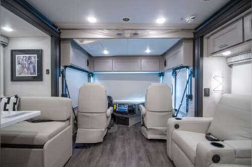2026 Thor Motor Coach Riviera 39BH in alvarado TX