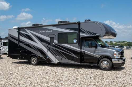 2027 Thor Motor Coach Four Winds 29K in alvarado TX