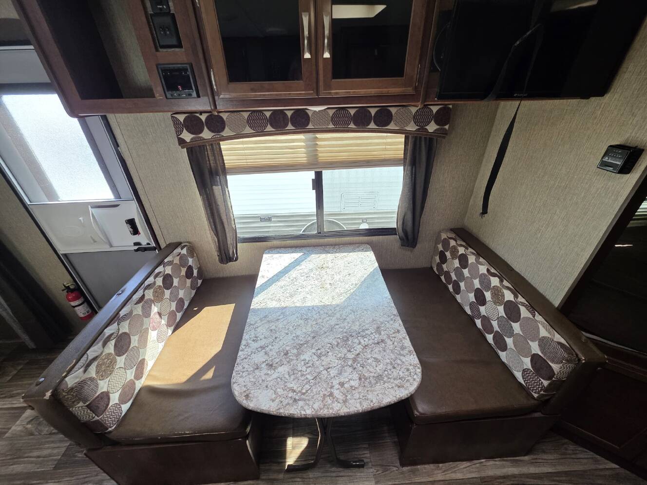A photo of this 2018 Keystone Passport Ultra Lite Express 239ML