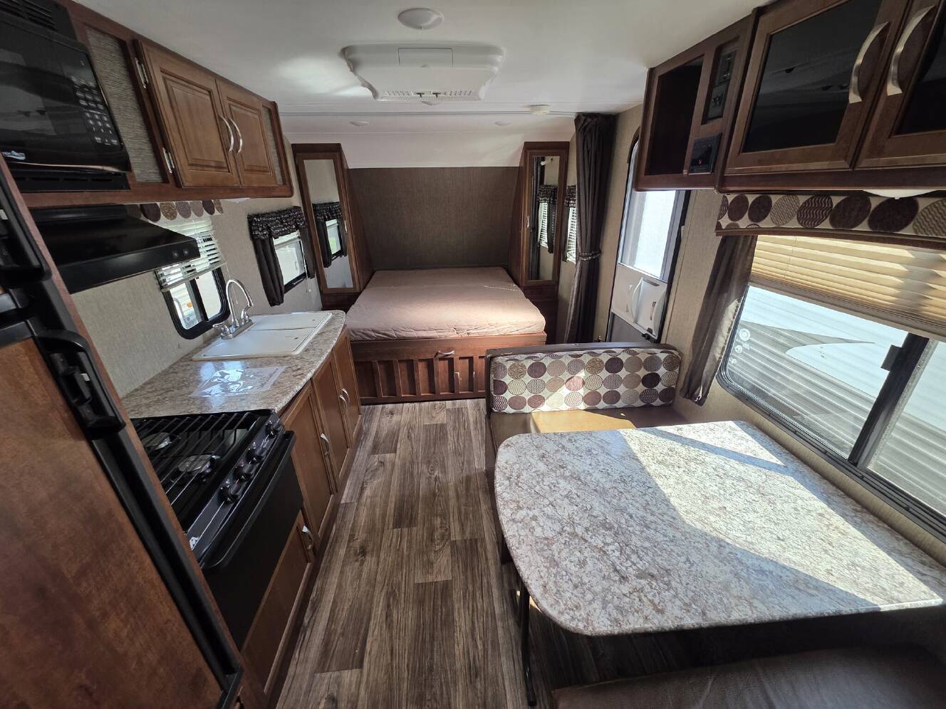 A photo of this 2018 Keystone Passport Ultra Lite Express 239ML