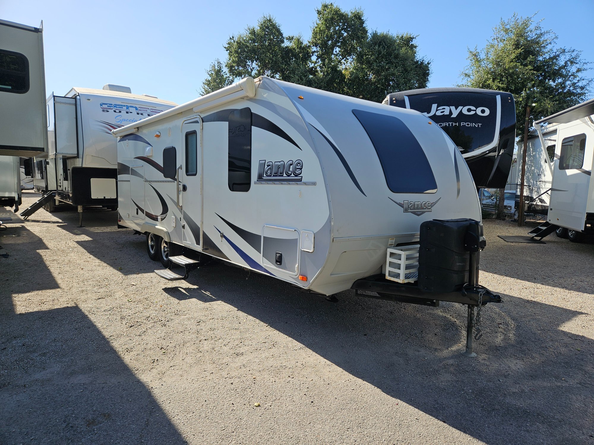 2016 Lance TT 2295 in paso robles CA