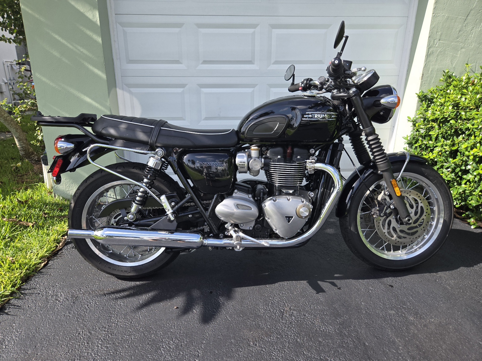 2023 Triumph BONNEVILLE T120 BASE BASE in Oakland Park, FL