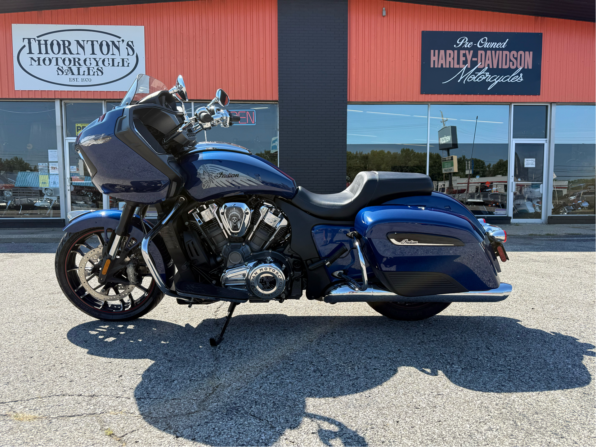 2020 Indian Motorcycle Challenger® Limited LIMITED in Madison, IN