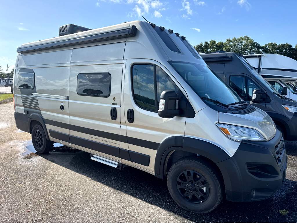 2027 Grand Design LINEAGE SERIESVP LVP2 RV