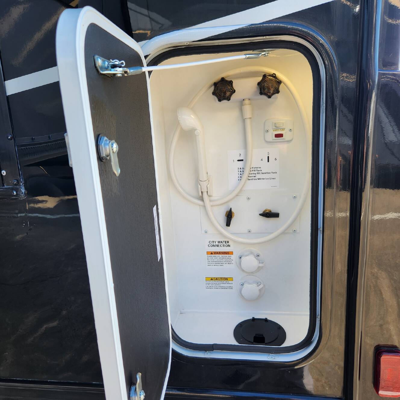 A photo of this 2027 Entegra Coach Qwest 25L