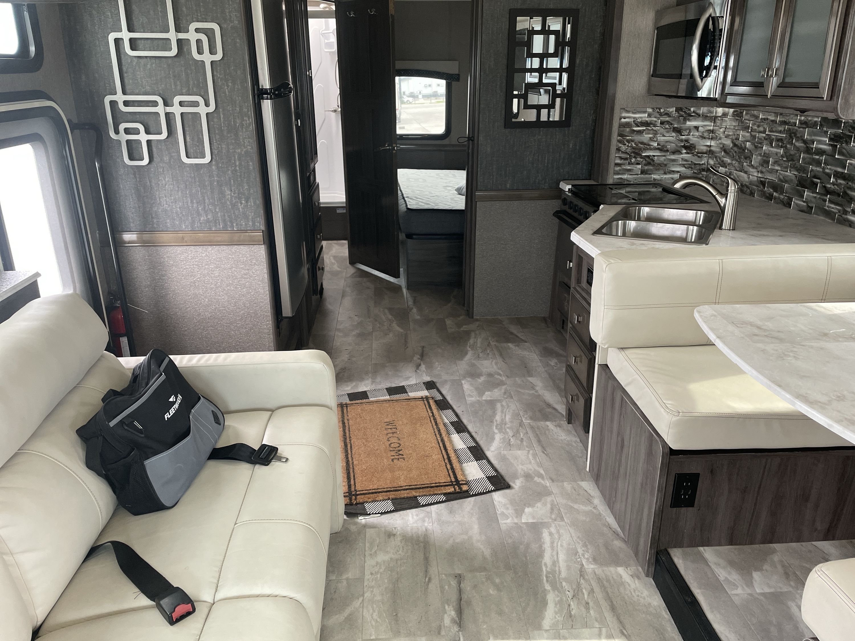 2021 Fleetwood FLAIR 28A in west fargo ND
