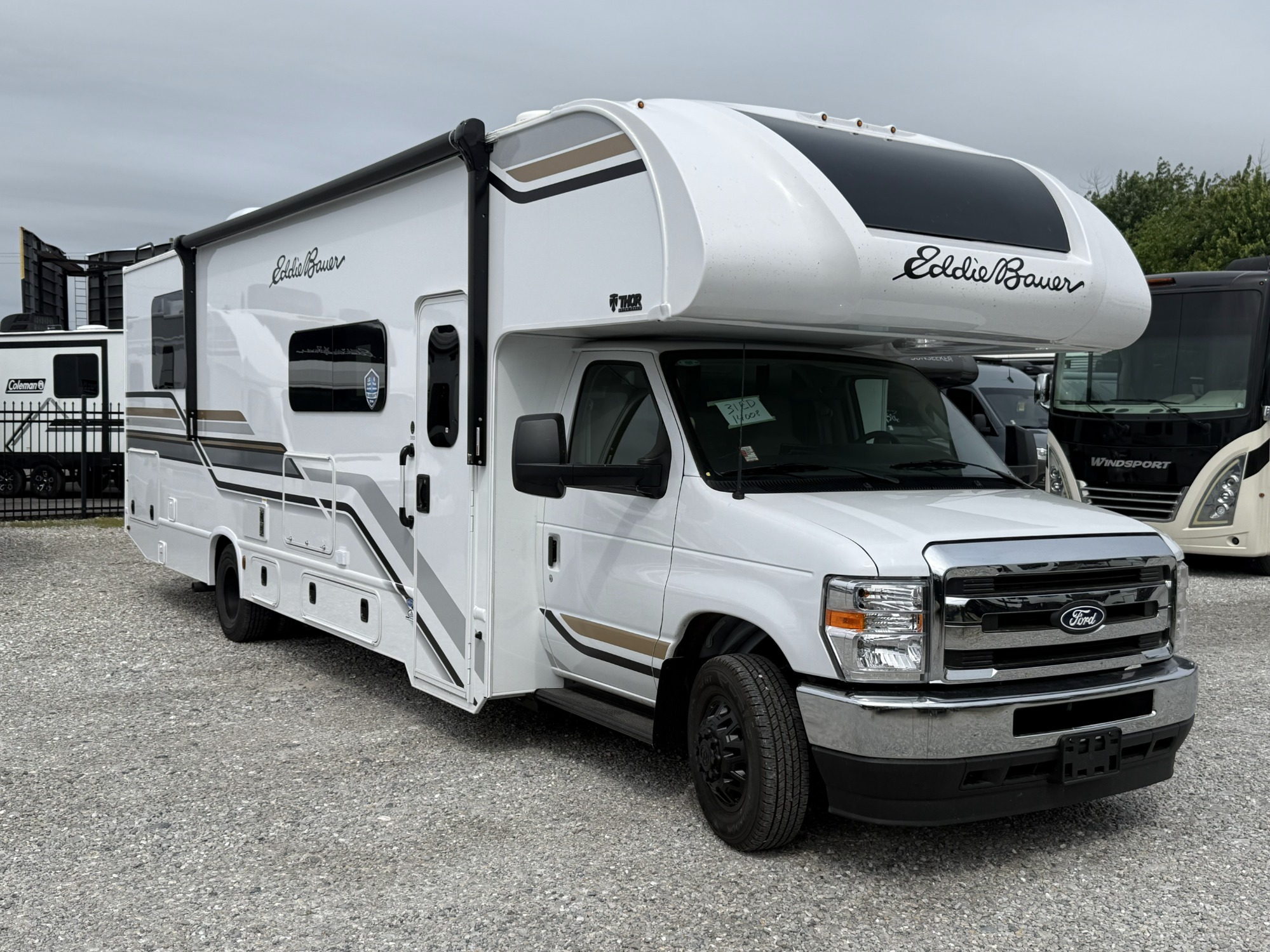2027 Thor EDDIE BAUER 31ED in hanover PA