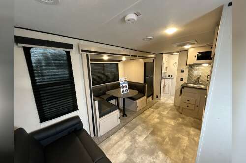 2023 Coachmen APEX ULTRA-LITE 266BHS in west fargo ND