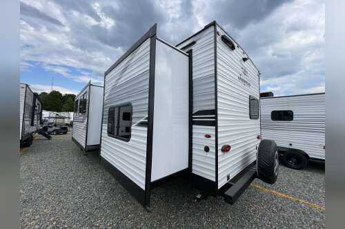 2026 Jayco JAY FLIGHT SLX 321BDS 324BDS in thornburg VA