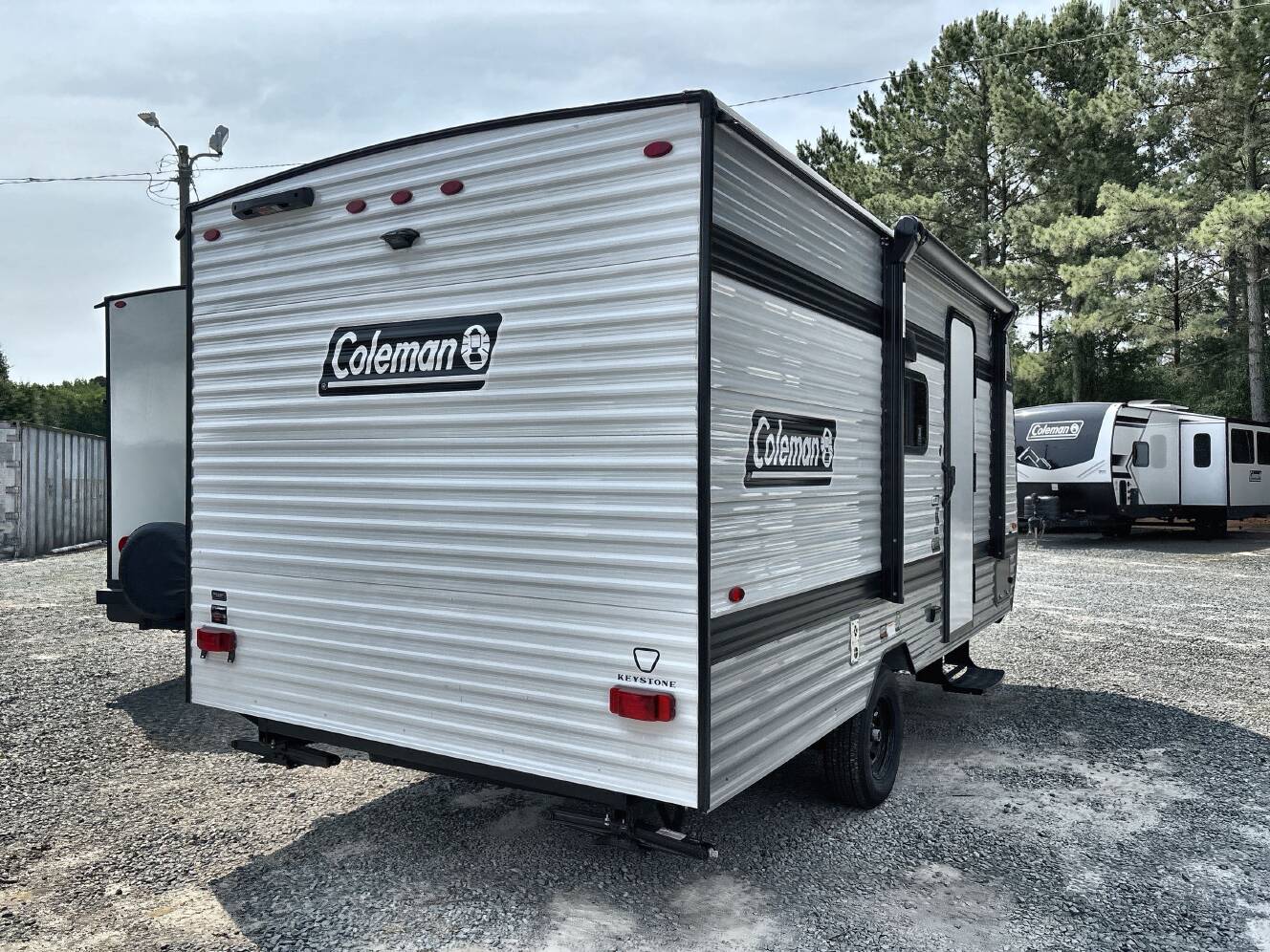 A photo of this 2027 Keystone COLEMAN 17B
