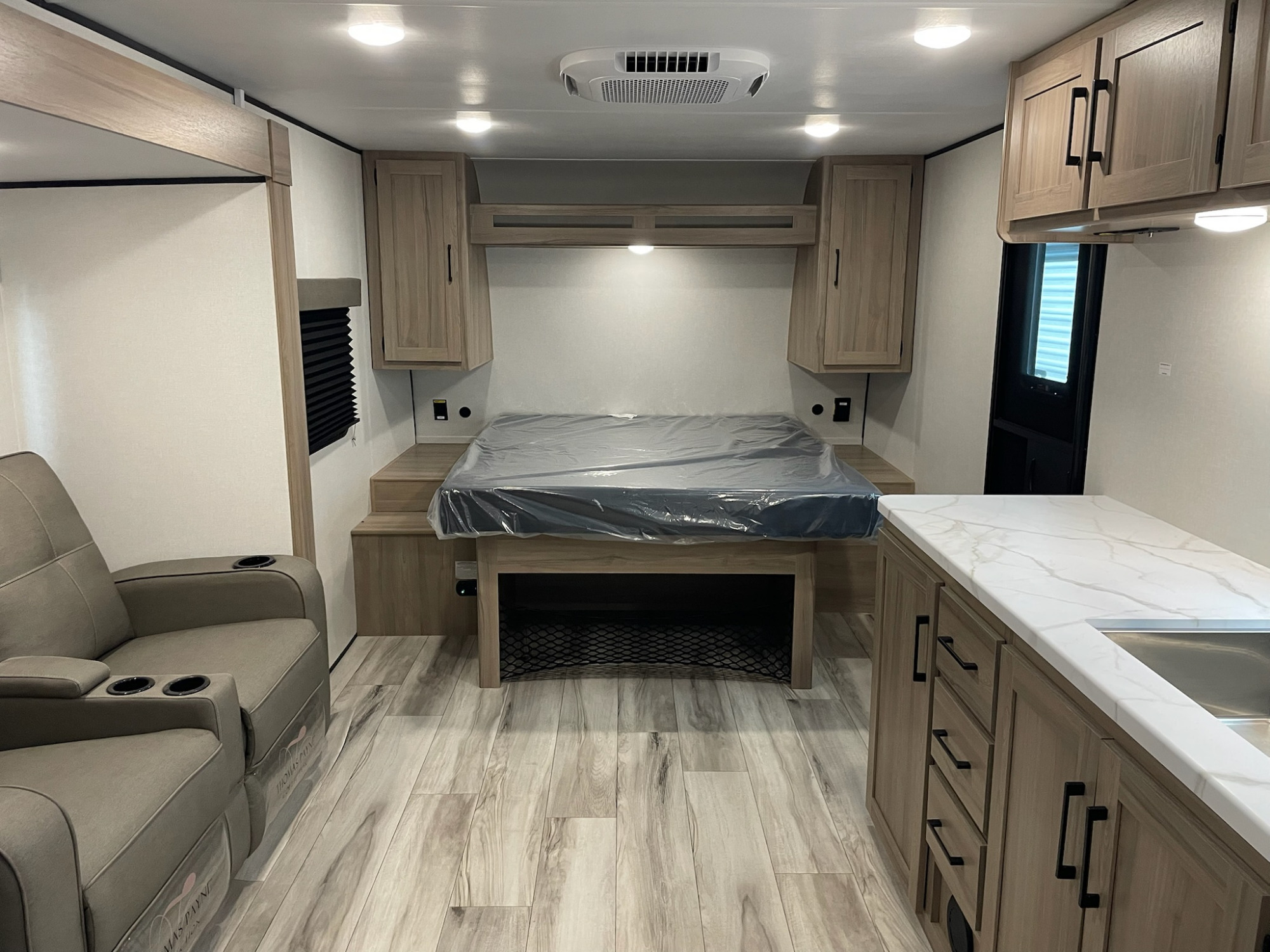 2027 Keystone COLEMAN LIGHT 18RX in jackson TN