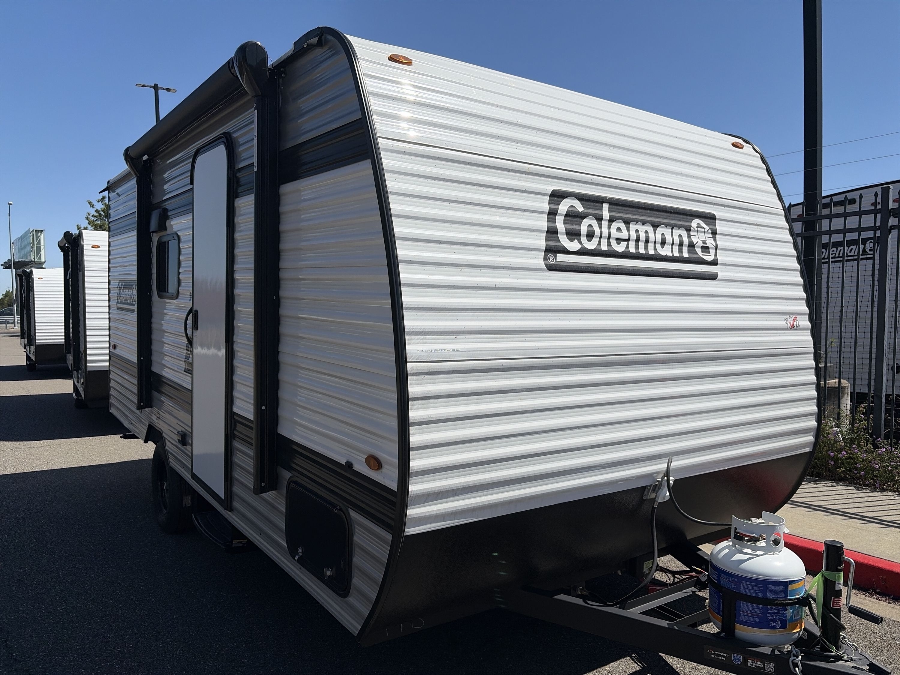 2027 Keystone COLEMAN 17B in vacaville CA