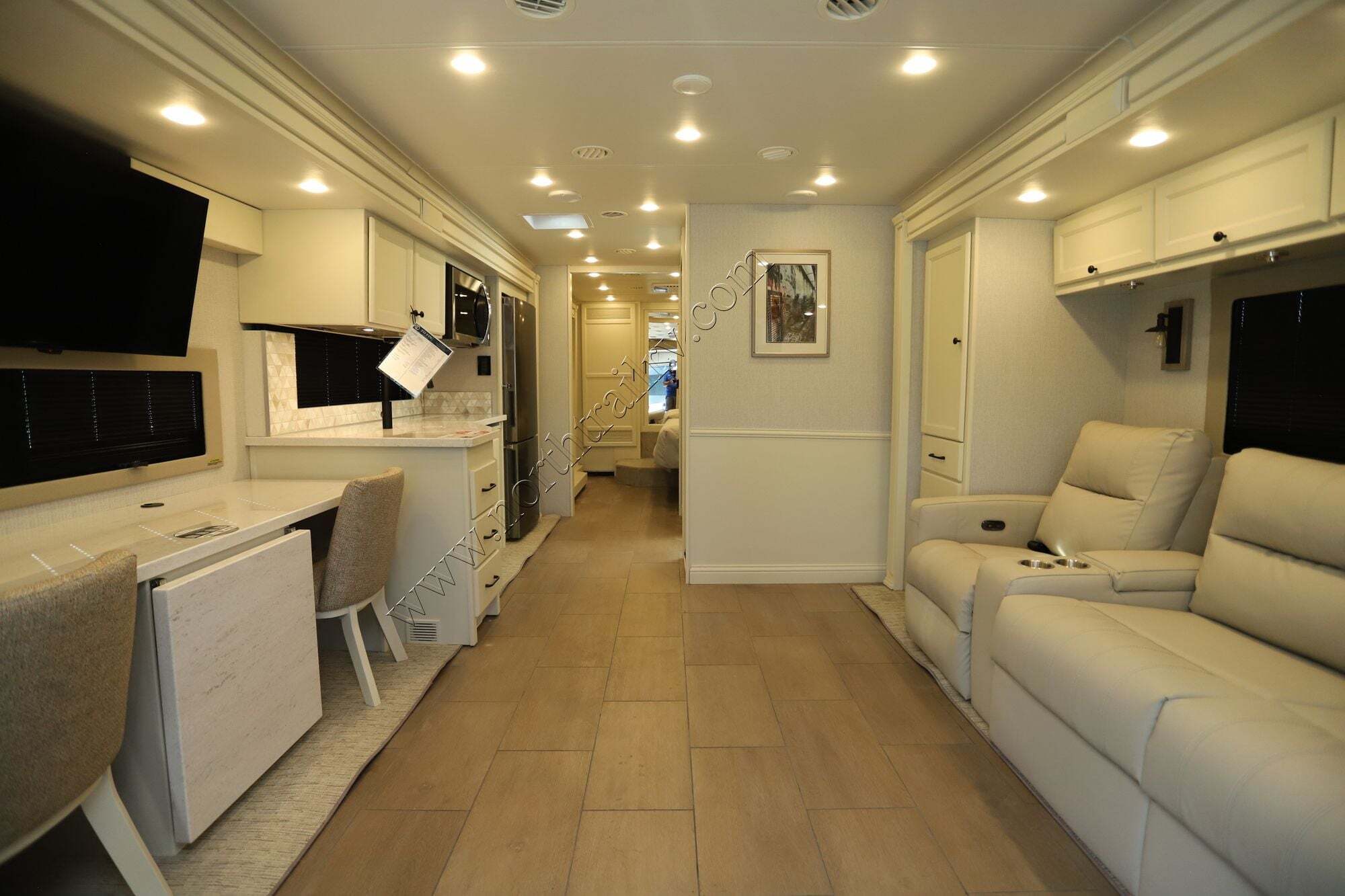 2026 Tiffin Motor Homes Byway 33FL in ft. myers FL