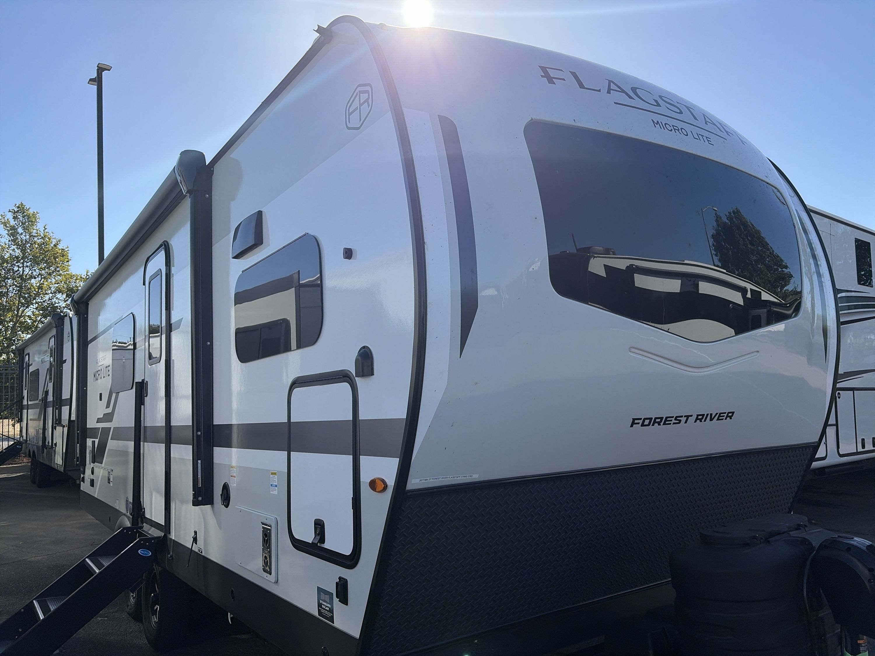 2027 Forest River FLAGSTAFF MICRO LITE 25MBR in vacaville CA