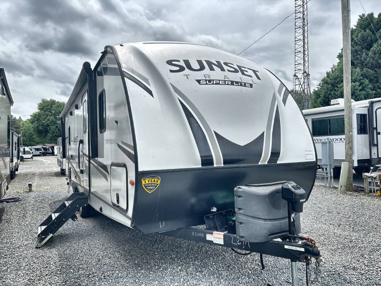 A photo of this 2022 Crossroads SUNSET TRAIL 253RB
