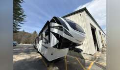 2023 Grand Design SOLITUDE 390RK RV