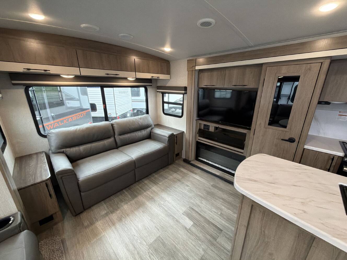 A photo of this 2023 Grand Design IMAGINE 2970RL