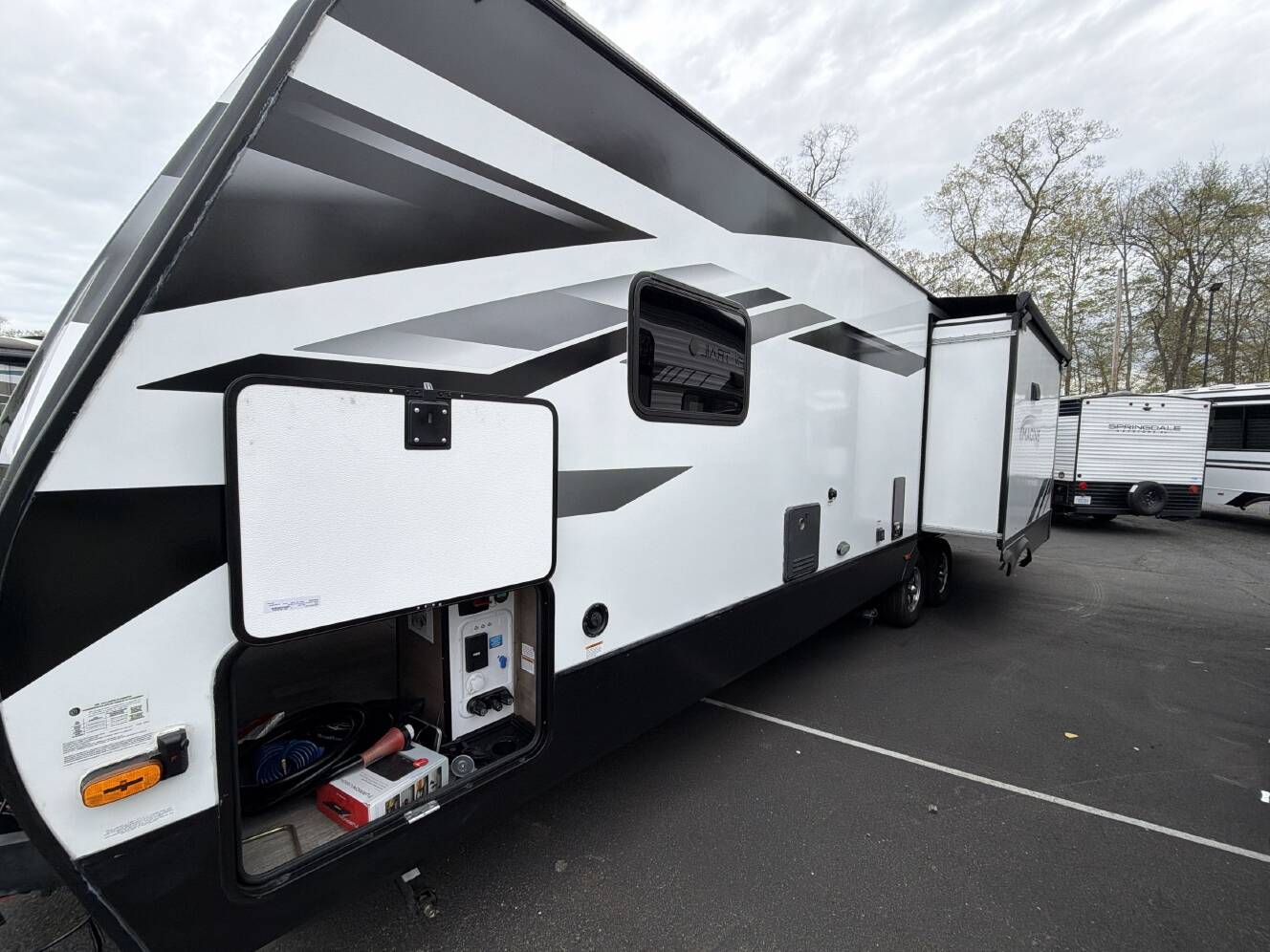 A photo of this 2023 Grand Design IMAGINE 2970RL