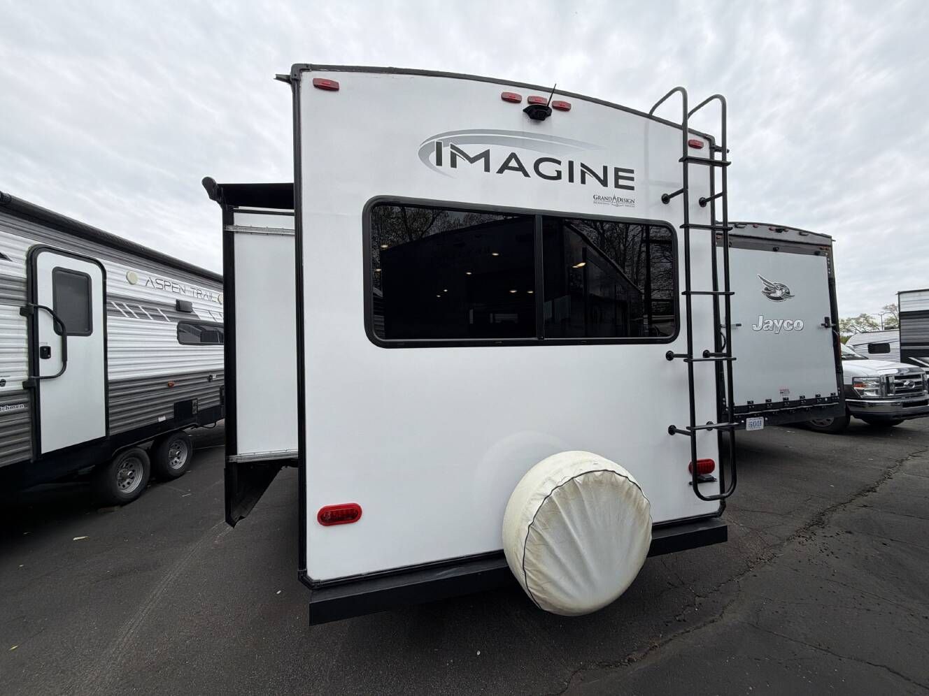 A photo of this 2023 Grand Design IMAGINE 2970RL