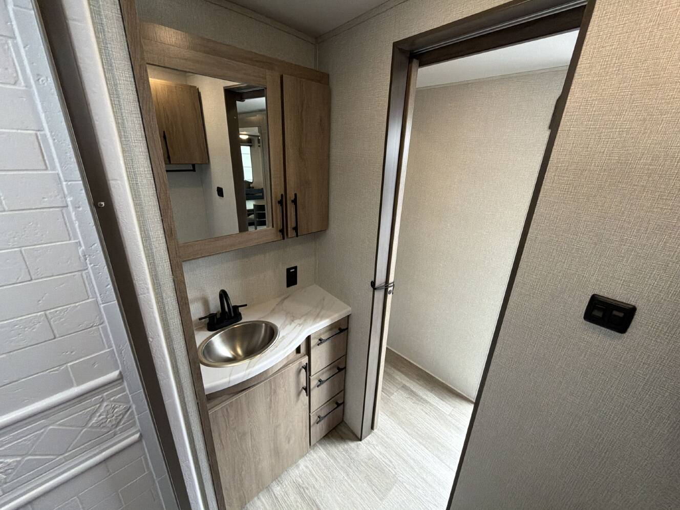 A photo of this 2023 Grand Design IMAGINE 2970RL