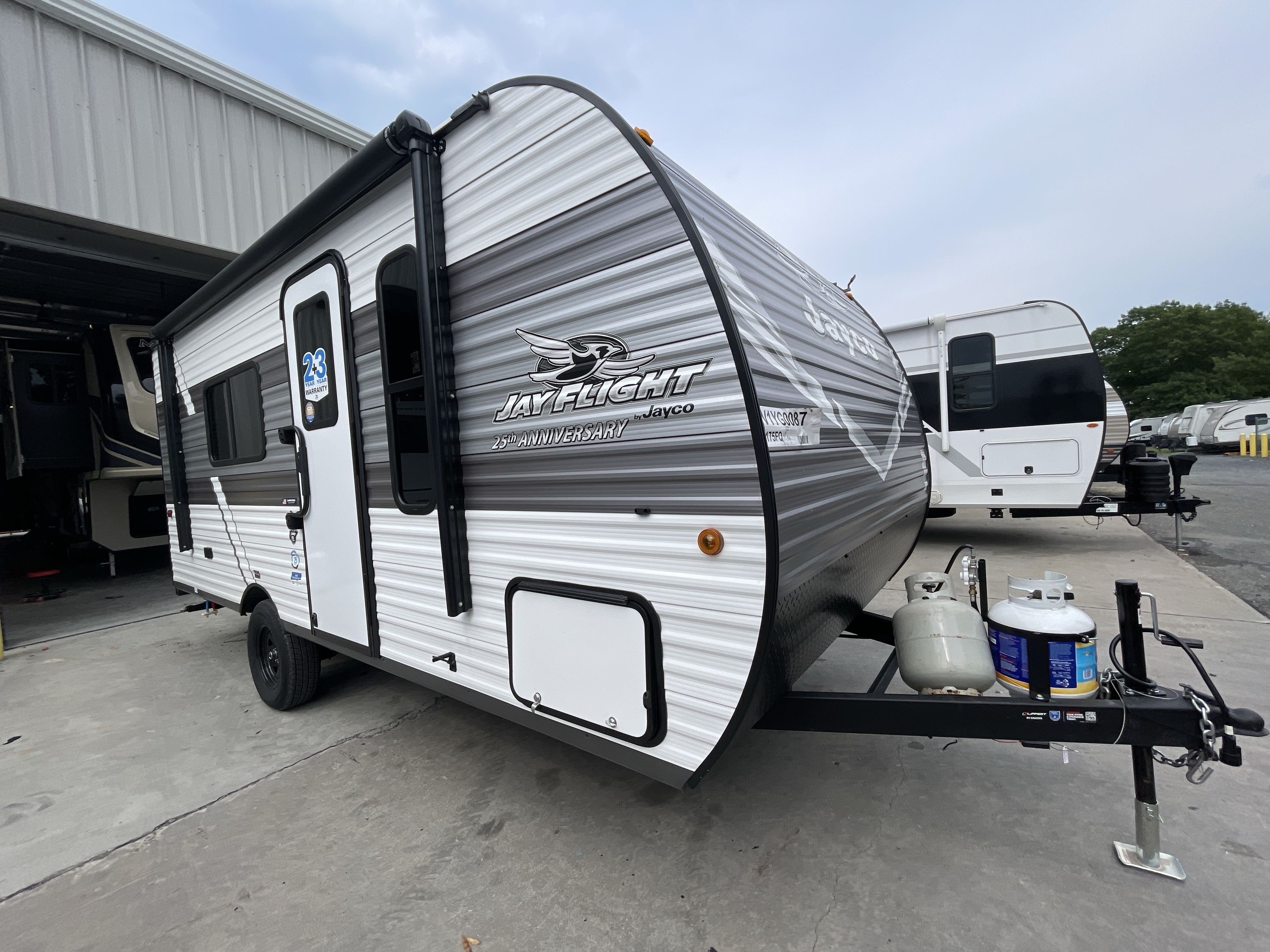 2027 Jayco JAY FLIGHT 175FQ in lakewood NJ