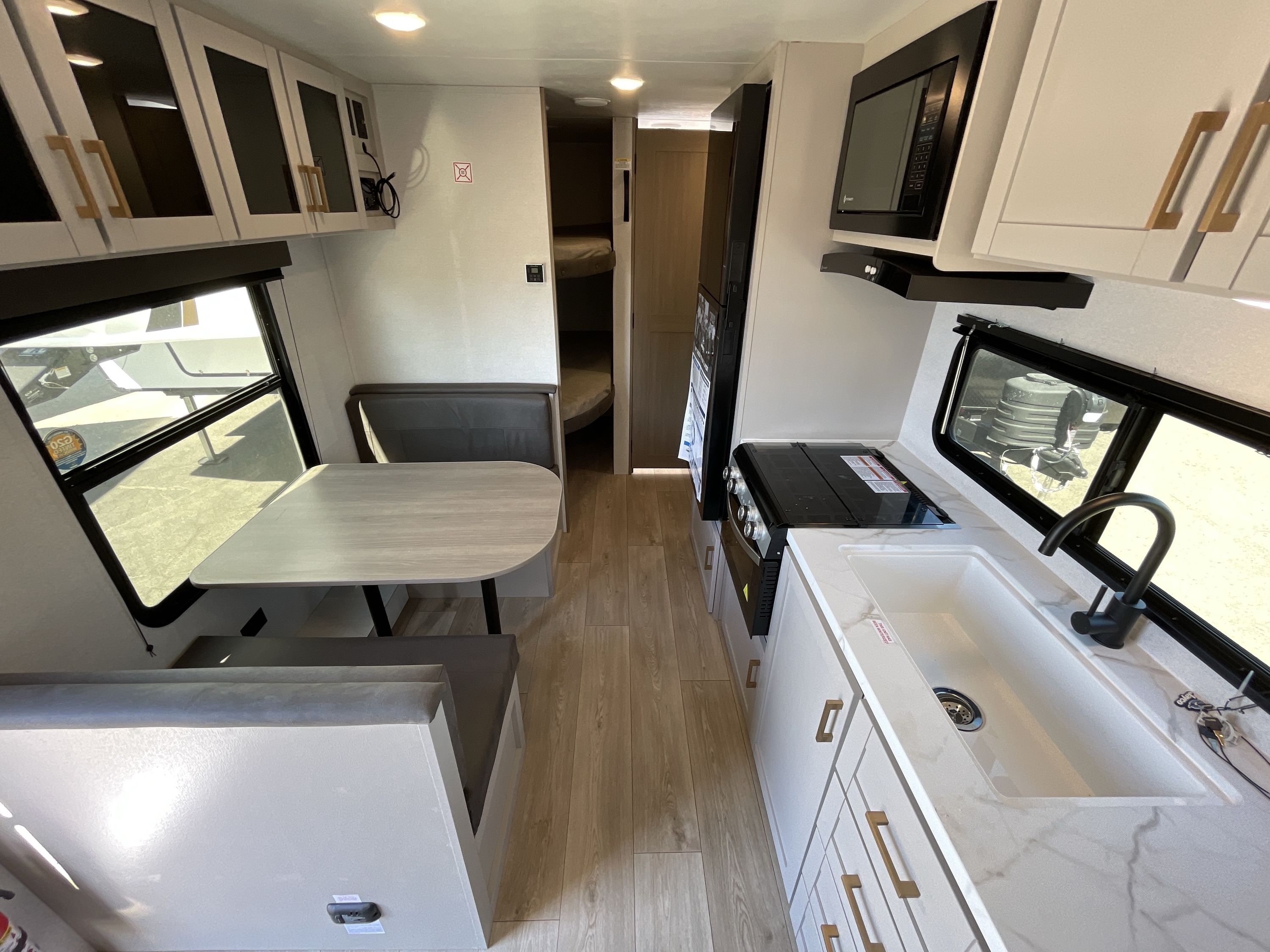 2027 Jayco JAY FLIGHT 260BHW in fresno CA