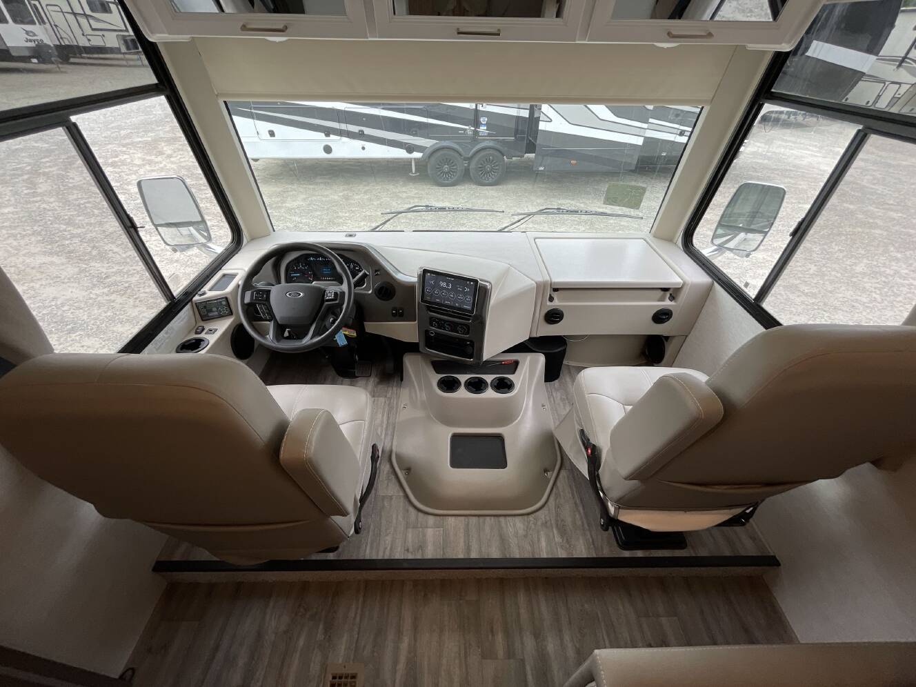 A photo of this 2024 Thor ACE 30C