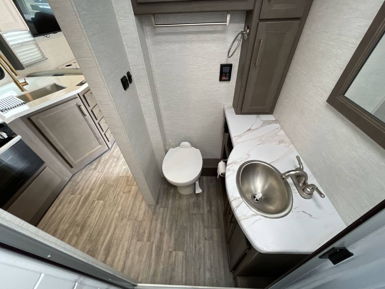 A photo of this 2024 Thor ACE 30C