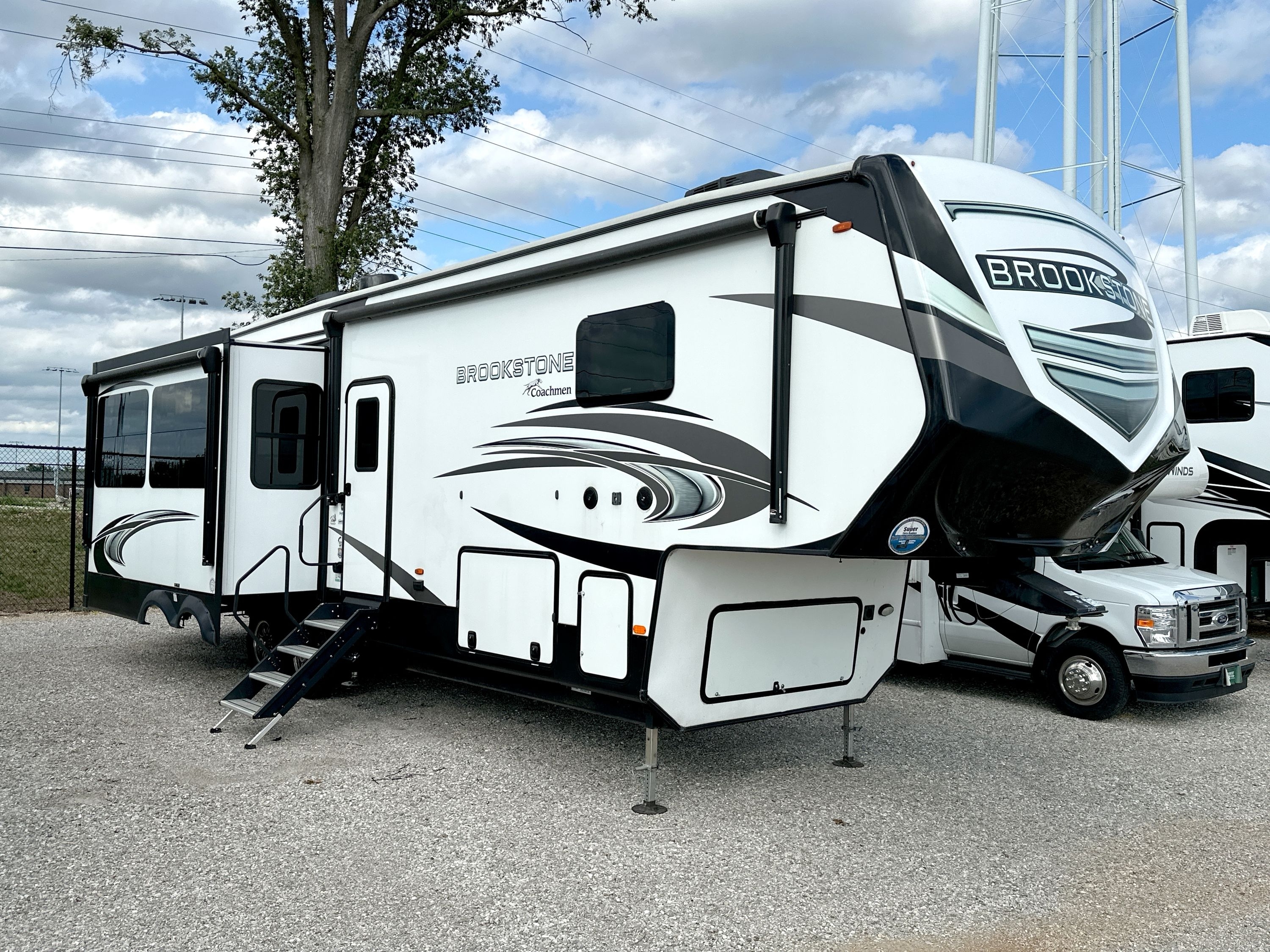 2021 Coachmen BROOKSTONE 310RL RV