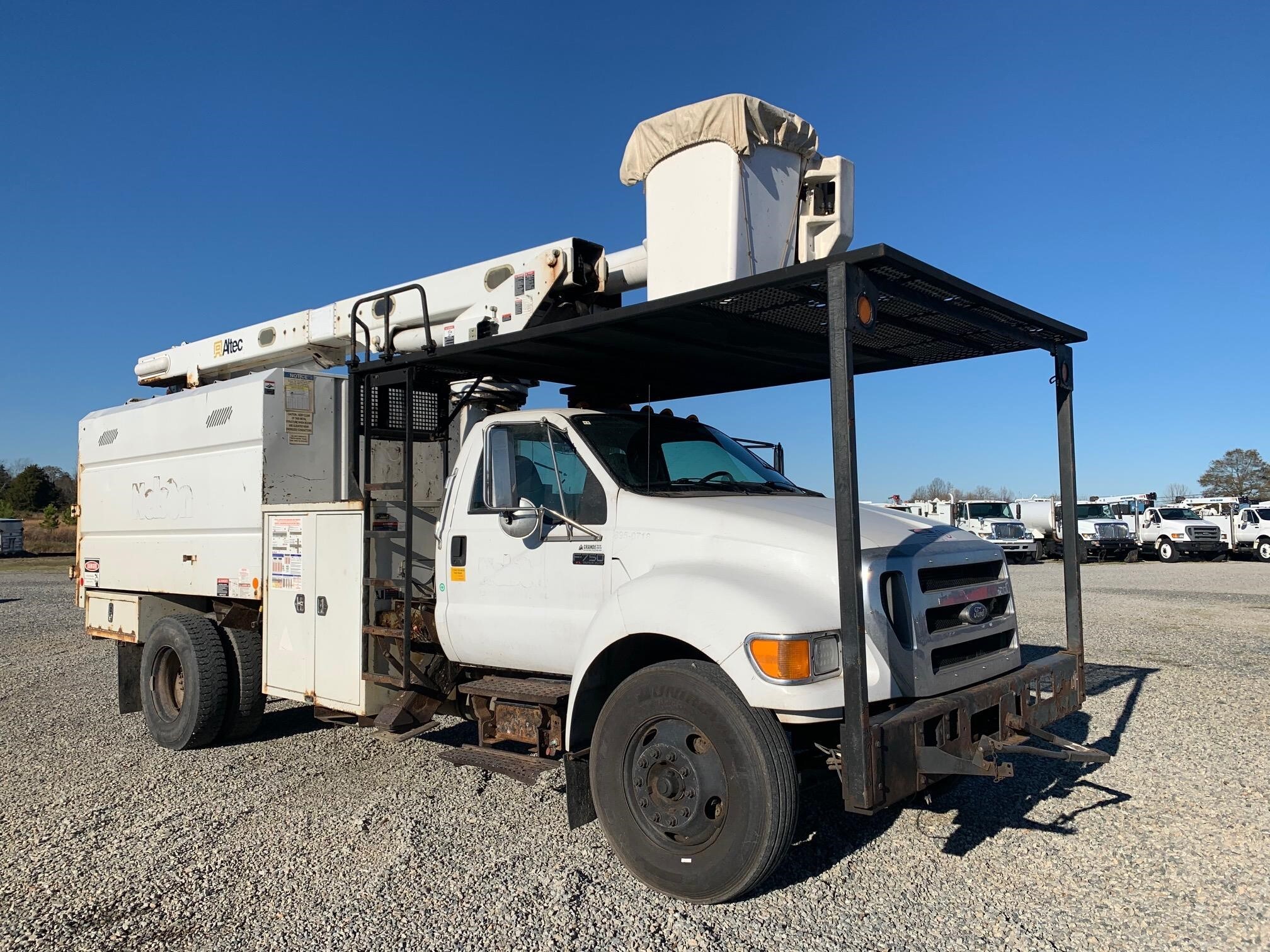 2010 FORD F750 in Chatham, VA