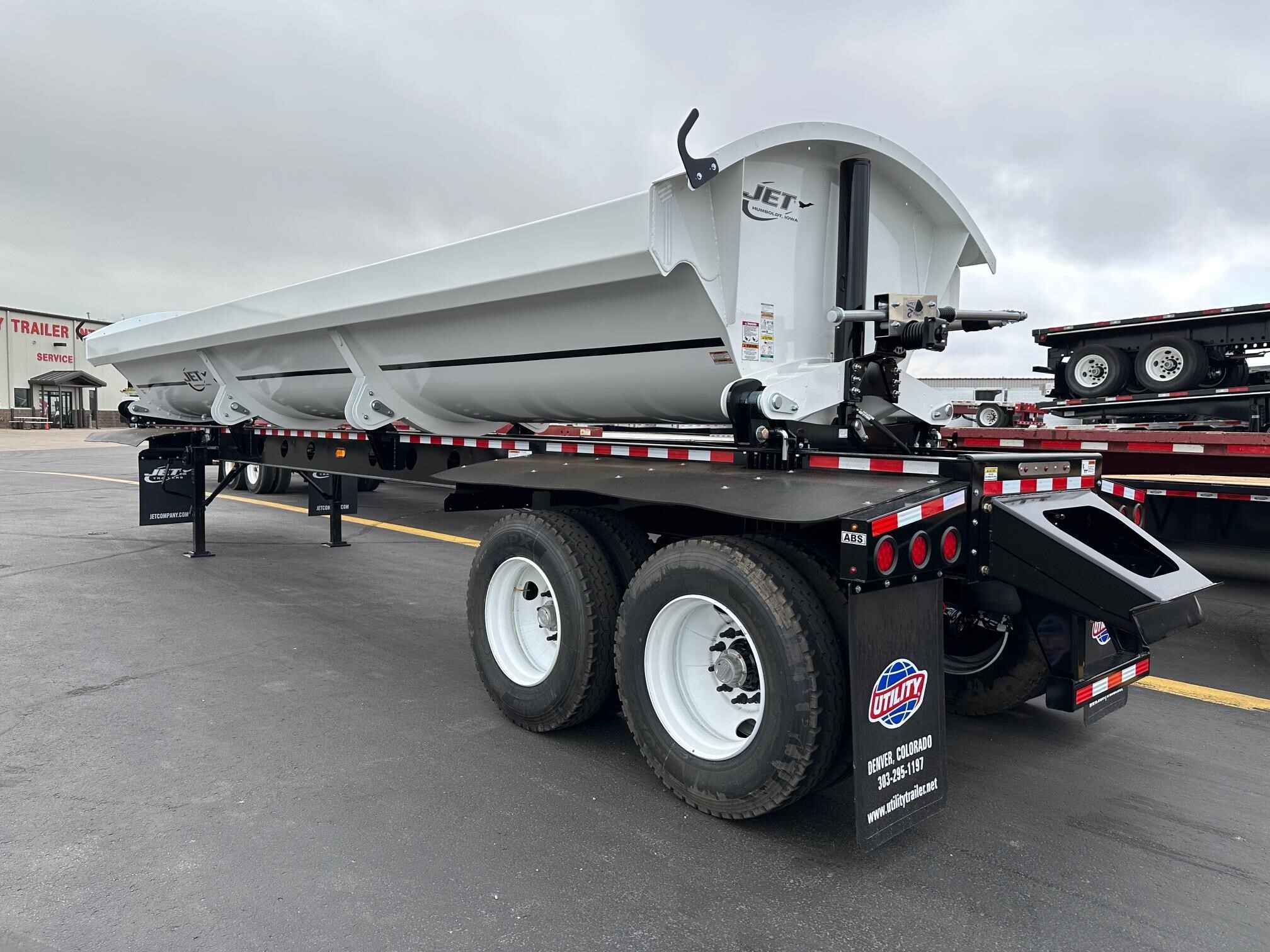 2026 JET JET SIDE DUMP 40' AIR RIDE, 2 WAY VALVE, ELECTRIC in Henderson, CO