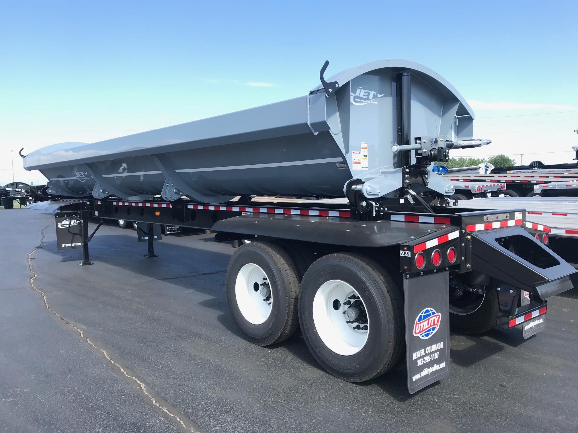 2026 JET BATTLESHIP GRAY, 40' AIR RIDE SIDE DUMP, ELECTRIC in Henderson, CO