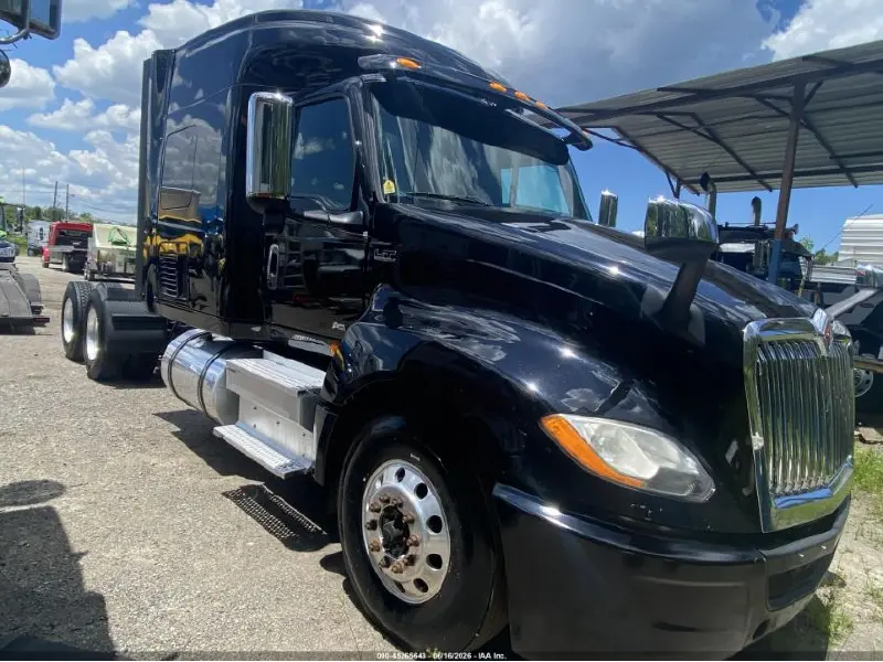 2019 INTERNATIONAL LT625