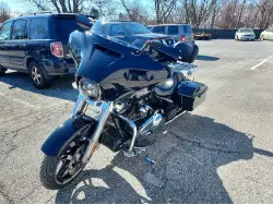 2019 HARLEY DAVIDSON Street Glide
