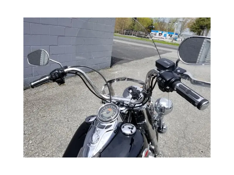 2016 HARLEY DAVIDSON FLSTC TOURING