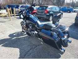 2019 HARLEY DAVIDSON Street Glide