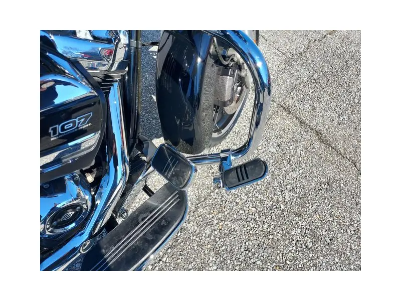 2019 HARLEY DAVIDSON Street Glide