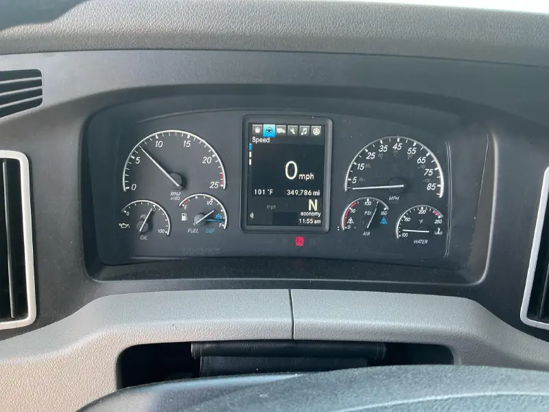 2022 FREIGHTLINER CASCADIA 126