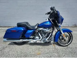 2017 HARLEY DAVIDSON Street Glide