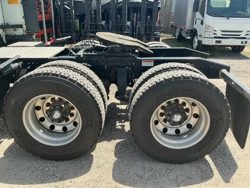 2022 FREIGHTLINER CASCADIA 126