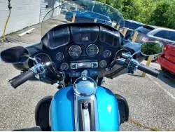 2011 HARLEY DAVIDSON ELECTRA