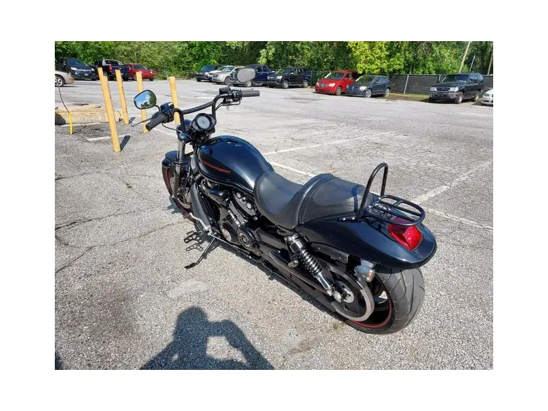 2009 HARLEY DAVIDSON Night Rod Cruiser