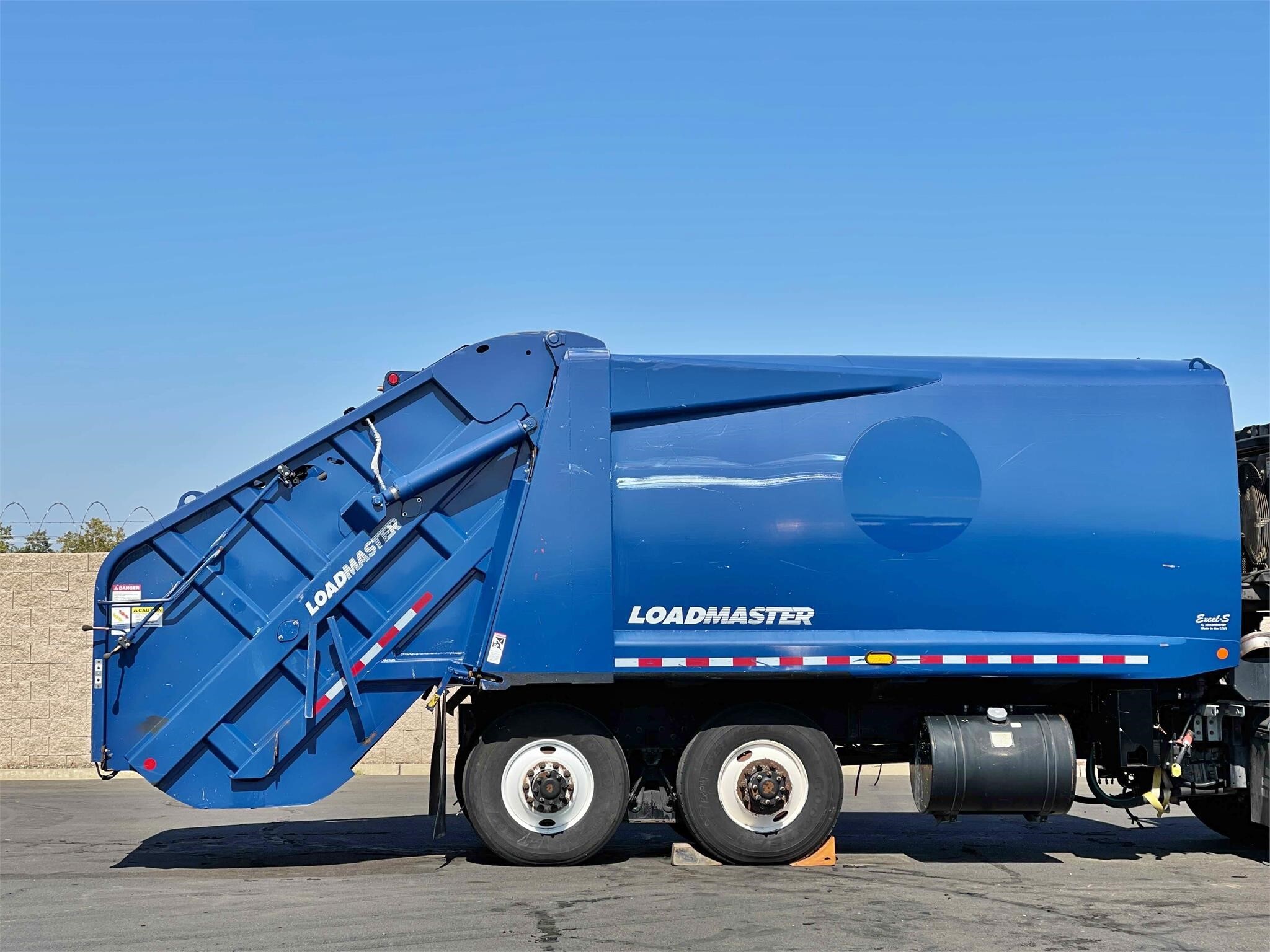 2014 LOADMASTER EXCEL S in Sacramento, CA