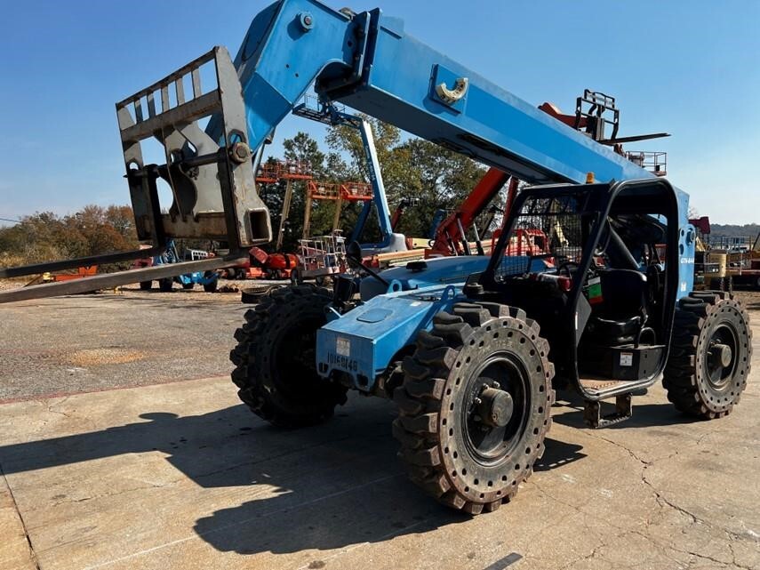 2015 GENIE GTH844 in Fountain Inn, SC
