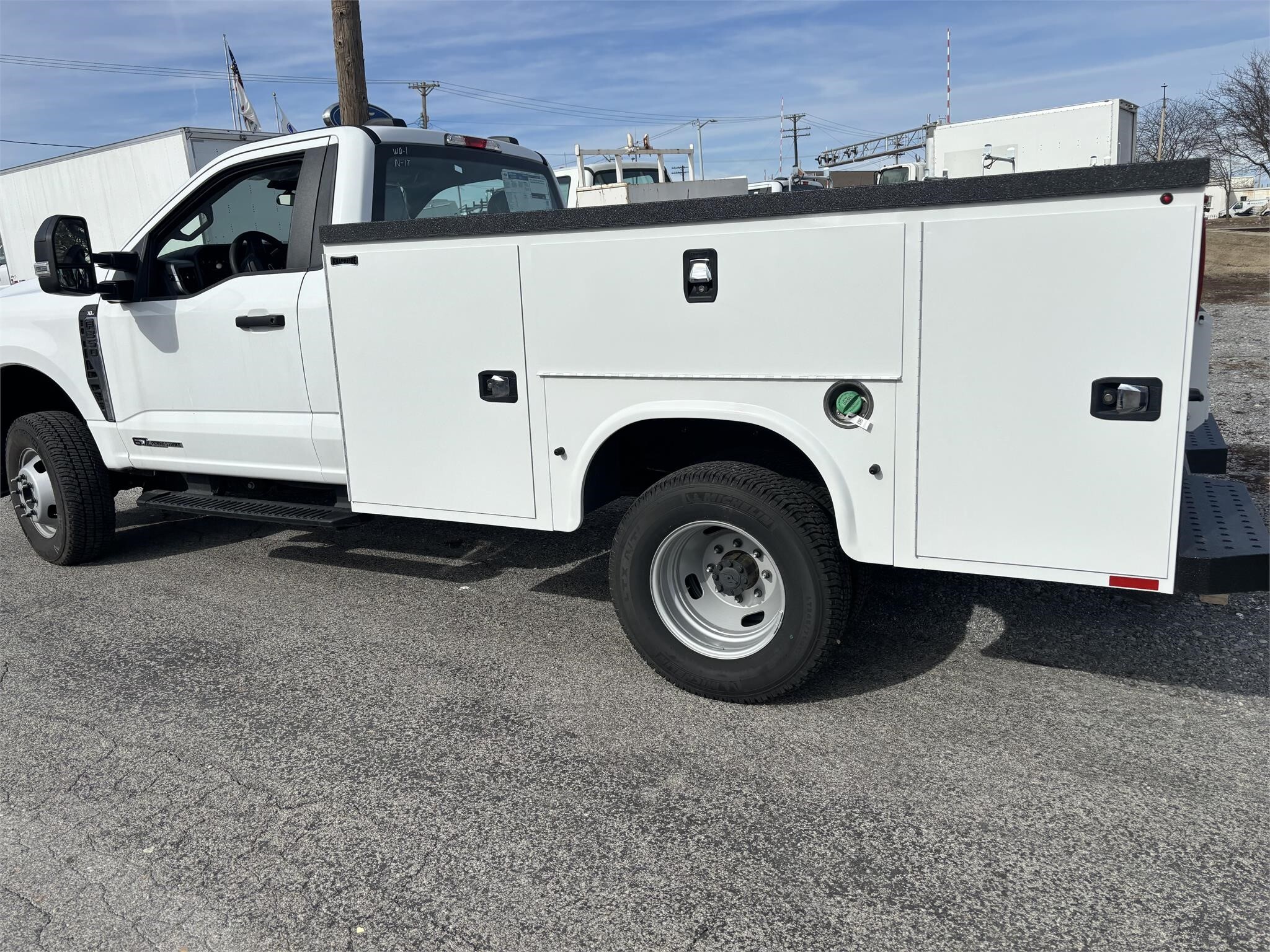 2023 FORD F350 in Mount Vernon, IL
