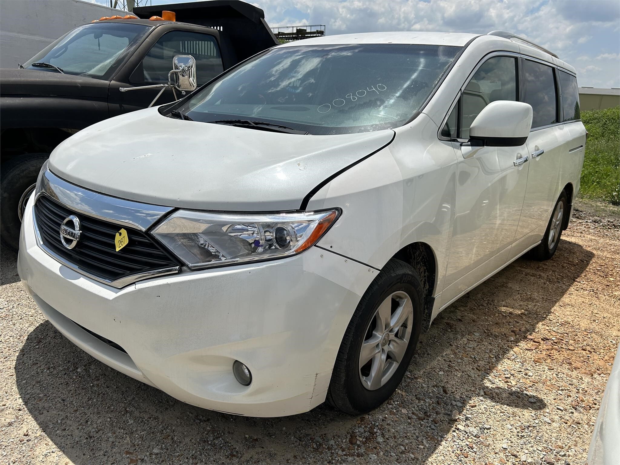 2011 NISSAN QUEST in Covington, TN