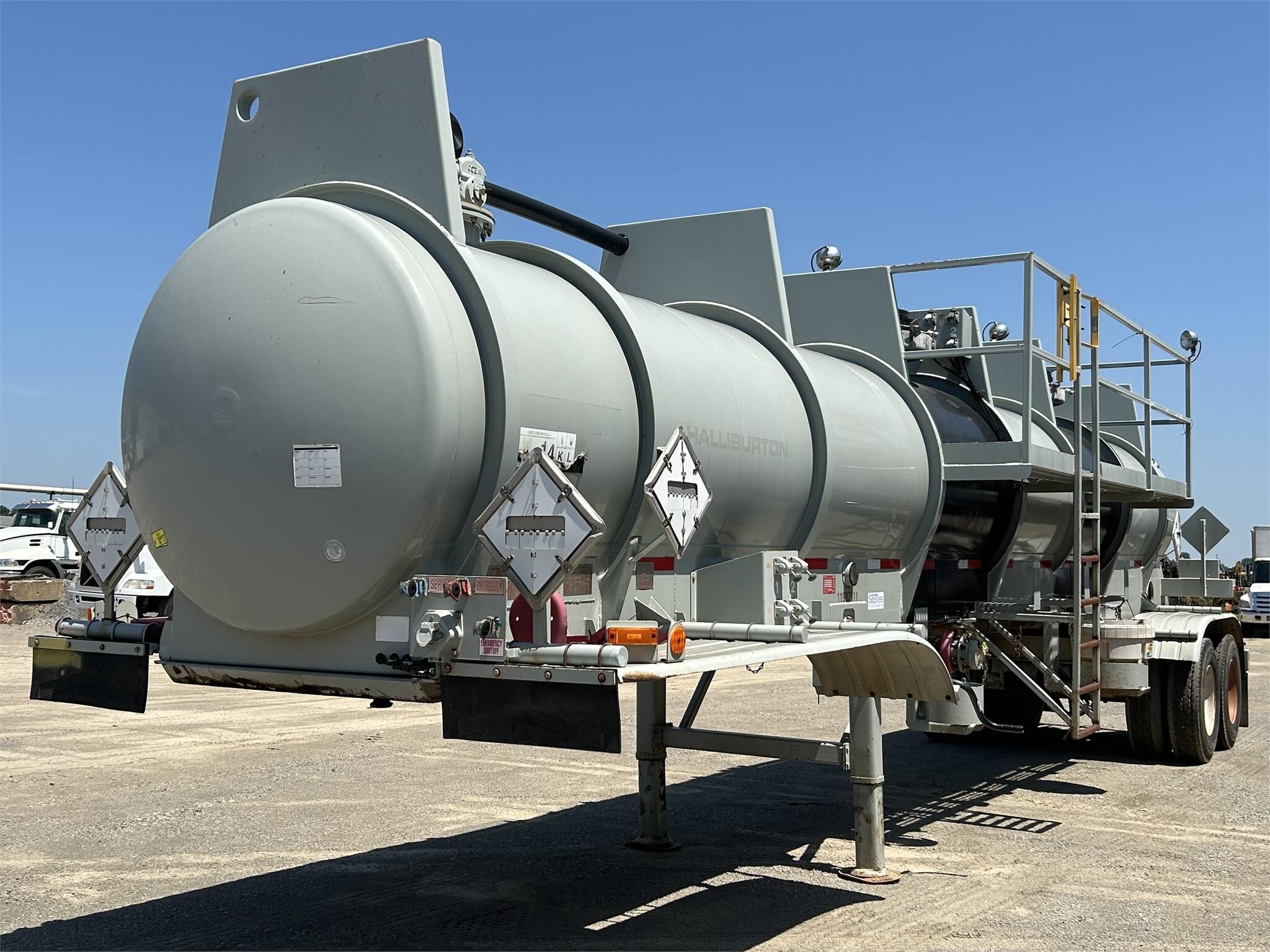 2012 WORLEY WELDING WORKS 2 COMPARTMENT 4000 GALLON in Covington, TN
