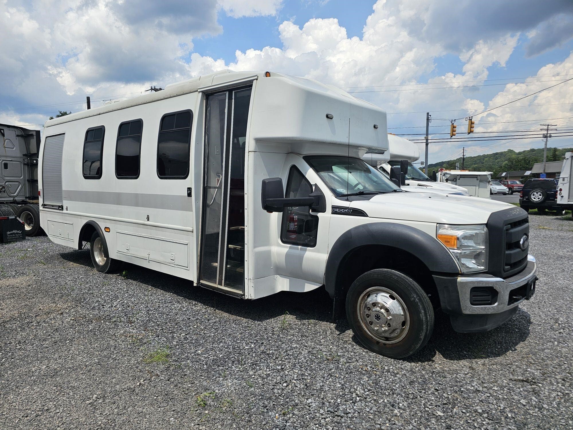 2012 FORD F550 XL in Duncansville, PA