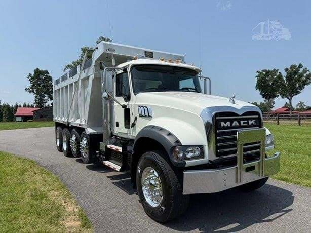 2020 MACK GRANITE 104FR in Chatham, VA